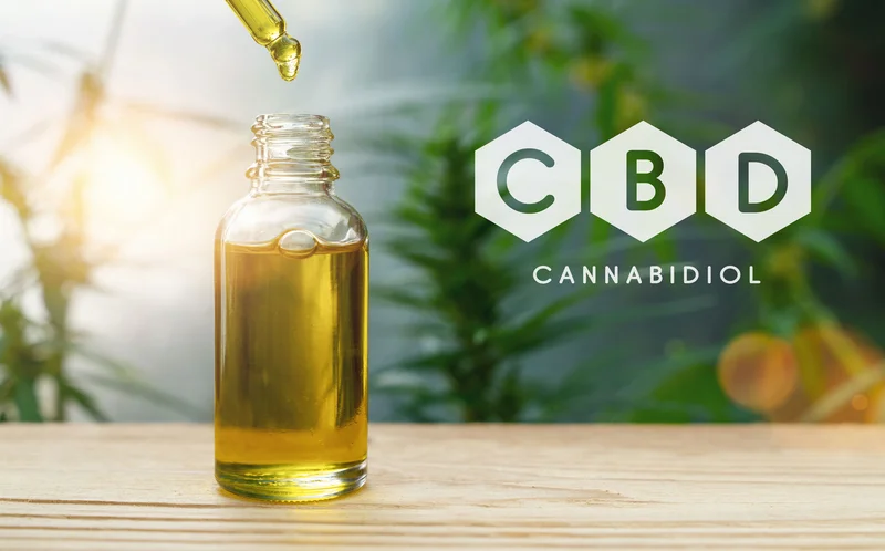 CBD Explained: Benefits, Risks, and the THC Distinction